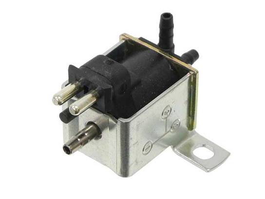 Mercedes EGR Vacuum Solenoid 0015408697